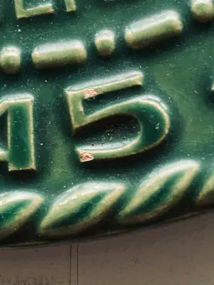 AcheterN.V. Porselein- en Tegelfabriek Mosa - Herinneringsbord 1945? Enchérissez de 35!