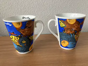 Corneille - 2 Bekers -Bone China en Corneille Pelikan vulpen in doosje. kopen? Bied vanaf 25!