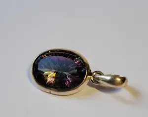 Buy Nieuw Handgemaakte ovale mystic topaas sterlingzilveren hanger? Bid from 30!