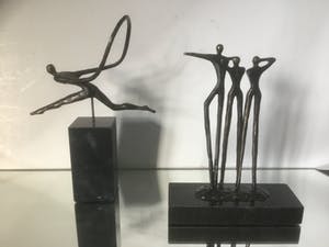 Corry Ammerlaan - Twee bronzen werken kopen? Bied vanaf 20!