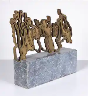 Linda Verkaaik - Koperen beeld op stenen voet, The Wave verkauft für € 60!