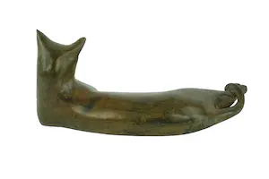Pierre Chenet - Bronzen beeld van liggend katje kopen? Bied vanaf 219!