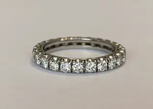 AcheterPlatina  alliance ring met diamanten ca 1,40 crt? Enchérissez de 1200!