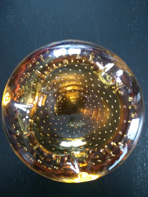 Niet of onleesbaar gesigneerd - Amberkleurige spijkerglas vintage asbak kopen? Bied vanaf 1!