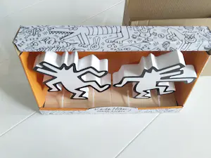 Keith Haring - Dancing Dogs boekensteunen / decoratief object (set) kopen? Bied vanaf 50!