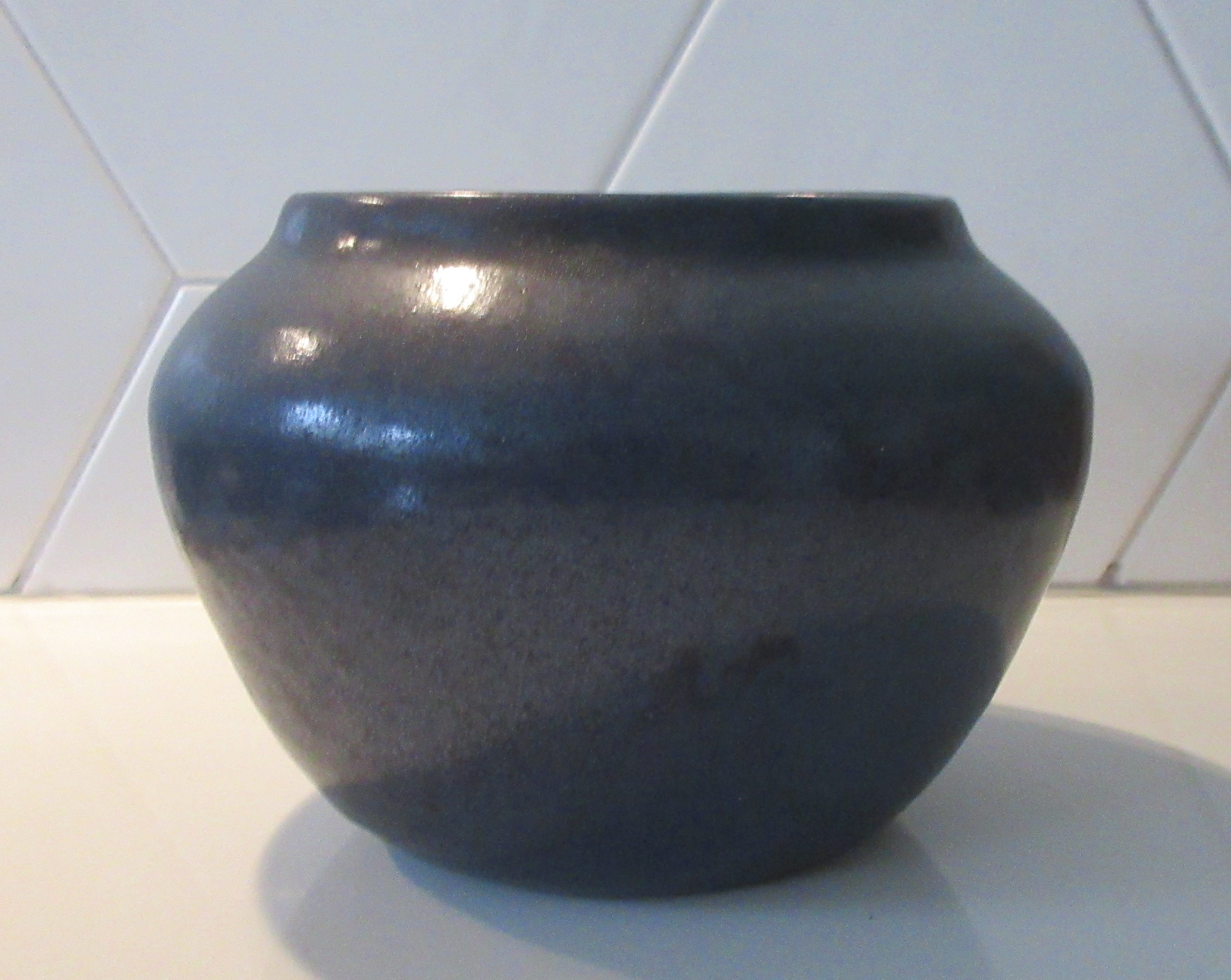 Niet of onleesbaar gesigneerd - Studio keramische blauwe vaas kopen? Bied vanaf 1!