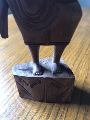 Niet of onleesbaar gesigneerd - Balinees met vechthaan (art deco) kopen? Bied vanaf 1!