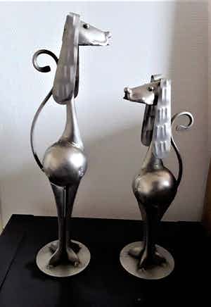 Unieke custom made honden: Model "Strange Dogs verkocht voor € 1!