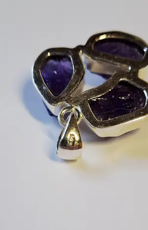 Zilveren hanger met zeldzame donker ruwe Amethist kopen? Bied vanaf 65!