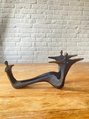 Corry Ammerlaan - Wijnfleshouder - Brons beeld - 80/90ies kopen? Bied vanaf 65!