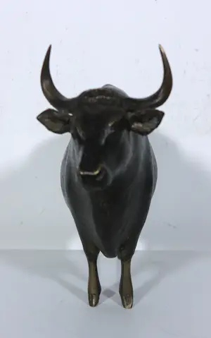 Hetty Heyster - Brons, Banteng stier kaufen? Bieten Sie von 500!