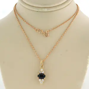 14k rosé gouden collier en hanger bezet met saffier en briljant geslepen diamant kopen? Bied vanaf 400!