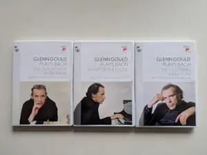 Glenn Gould - Plays Bach - 3 DVD box kopen? Bied vanaf 25!