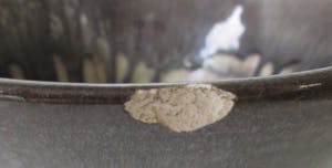 Aardewerkfabriek Katwijk en Klinkenberg Zeist - Art deco Oorvaas met stroomglazuur kopen? Bied vanaf 1!