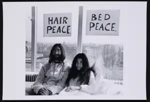 Nico Koster - Foto, Yoko Ono at Hilton Amsterdam kopen? Bied vanaf 100!