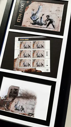 Banksy - Banksy (1974) - FCK PTN! Banksy ingelijst - Complete set kopen? Bied vanaf 120!