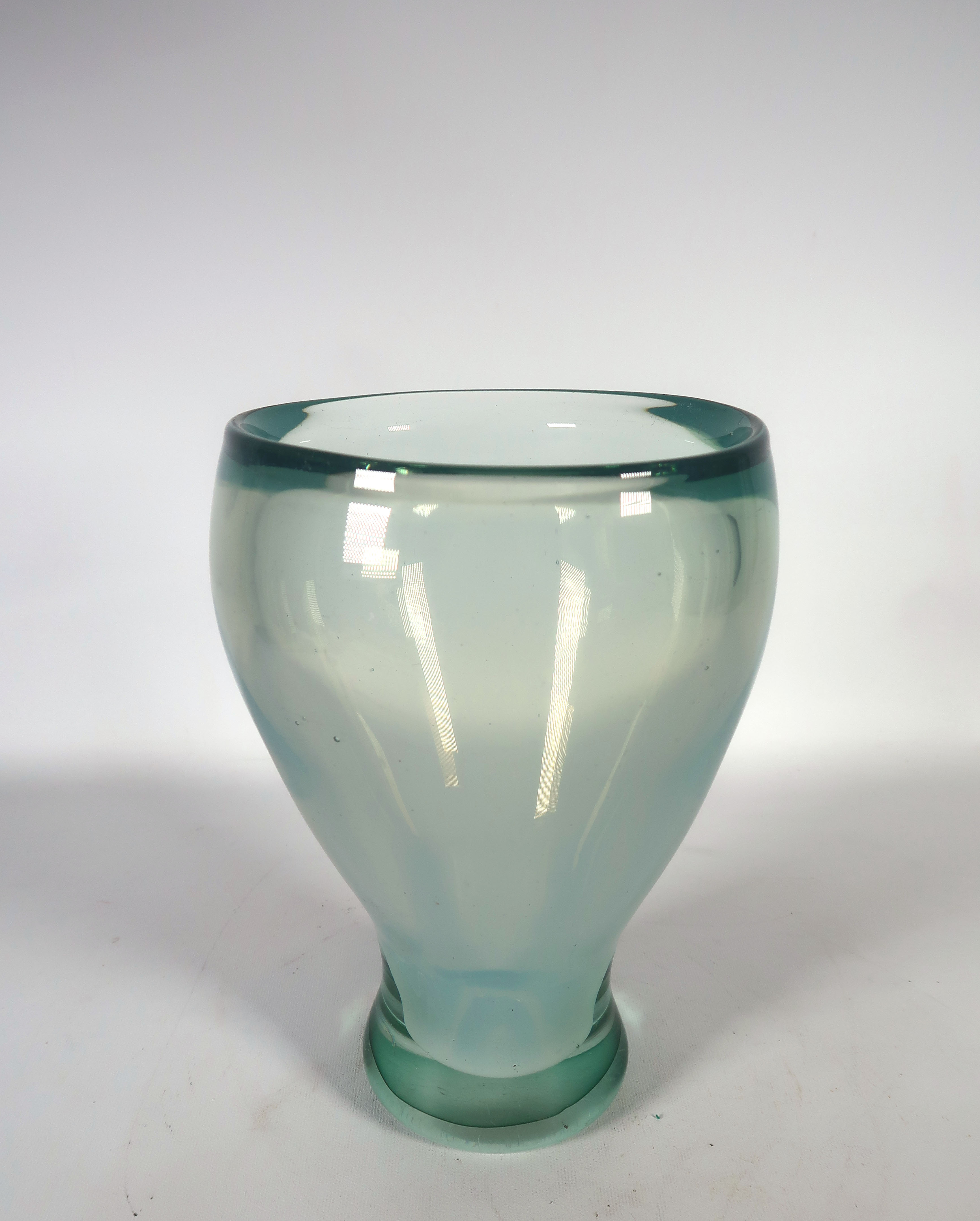 Niet of onleesbaar gesigneerd - Glas, Vaas kopen? Bied vanaf 1!