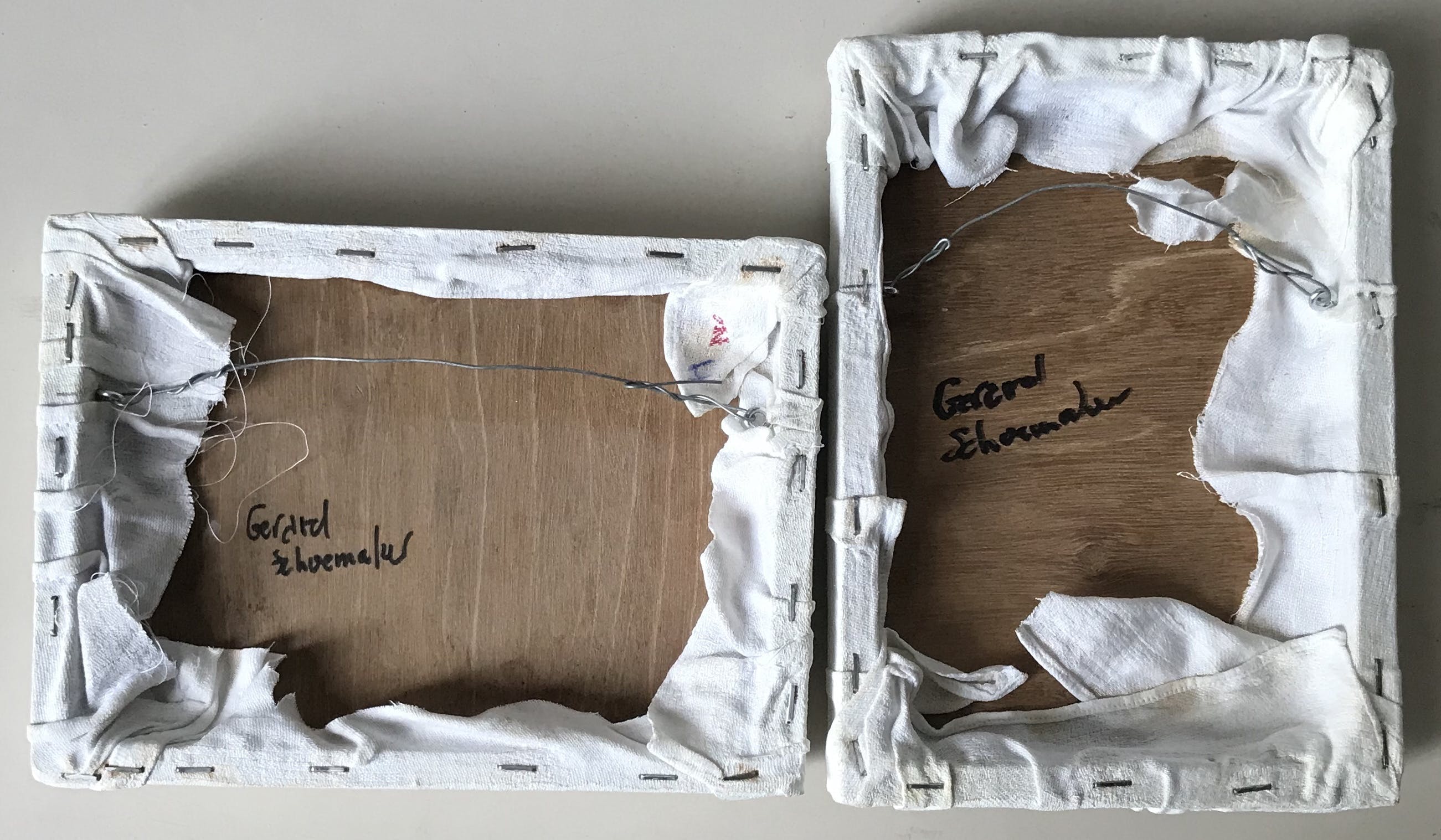 Gerard Schoemaker - Tweeluik van textielreliëfs, no. 21 en no. 22 kopen? Bied vanaf 65!