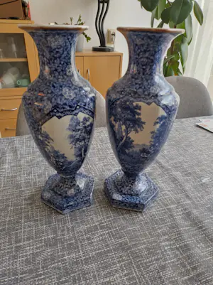 Villeroy en Boch - 2 delftblauwe vazen kopen? Bied vanaf 100!