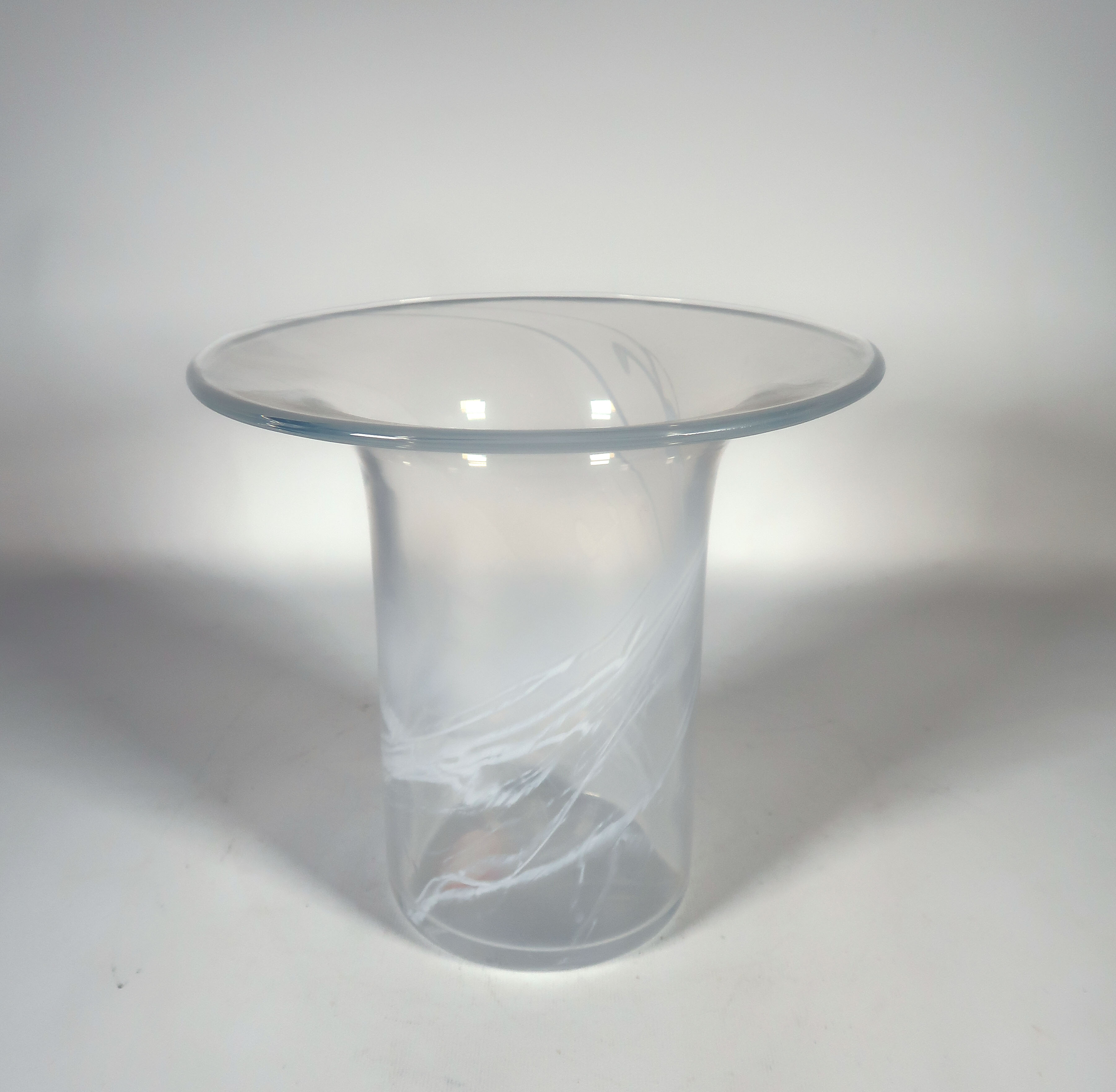 Willem Heesen - Glas, Trechtervaas kopen? Bied vanaf 1!