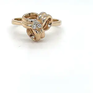 Verspielter Ring in 14 Karat (585) Gelbgold mit hochfeinen Brillanten TW kopen? Bied vanaf 220!