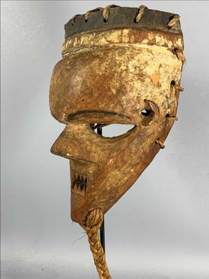 Pende - Old Tribal used mask - Congo kopen? Bied vanaf 45!