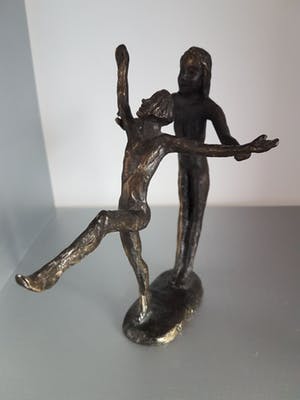 Astrid Veldhuyzen-Koppen - Beeld " Beweging in emotie " kopen? Bied vanaf 60!