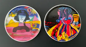 Corneille - TWEE KOPJES, TWEE ONDERZETTERS en TWEE SCHAALTJES kopen? Bied vanaf 40!