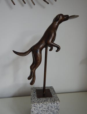 Brons (Onbekend) - Springende hond kopen? Bied vanaf 45!