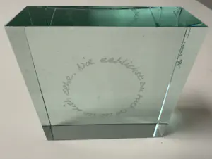 Ted Noten - glazen object | 'Nie erblickst du mich da wo ich dich sehe' | 2001 (VVPK) kopen? Bied vanaf 200!