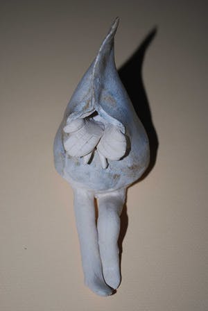 Niet of onleesbaar gesigneerd - zittend figuur kopen? Bied vanaf 1!