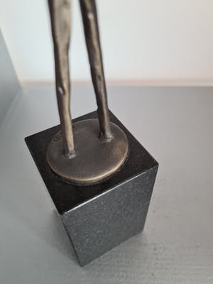 Corry Ammerlaan - Artihove Beeld " Op weg naar een Zonnige toekomst " kopen? Bied vanaf 55!