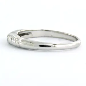 18k witgouden ring bezet met briljant geslepen diamant tot. 0,03ct - F/G - VS/SI kopen? Bied vanaf 165!