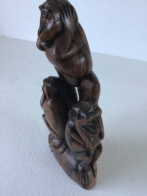 Curiosa - Art Deco.houtsnijwerk ,aapjes.Amsterdamse school stijl. kopen? Bied vanaf 50!