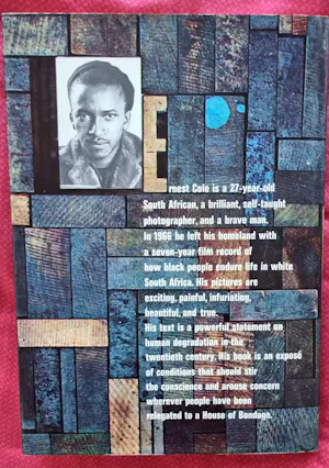 Ernest Cole - House of Bondage. A South African Black Man exposes in his own pictures etc kopen? Bied vanaf 60!