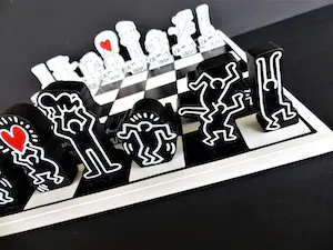 Keith Haring - Limited Edition Schaak spel / Chess Game kopen? Bied vanaf 100!
