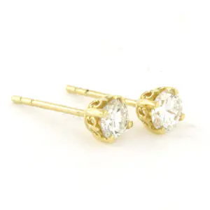 18k geel gouden solitair oorknoppen met briljant geslepen diamant tot. 0.64ct kopen? Bied vanaf 710!