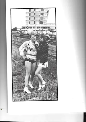 Lawrence Weiner - Plowmans Lunch kopen? Bied vanaf 1!