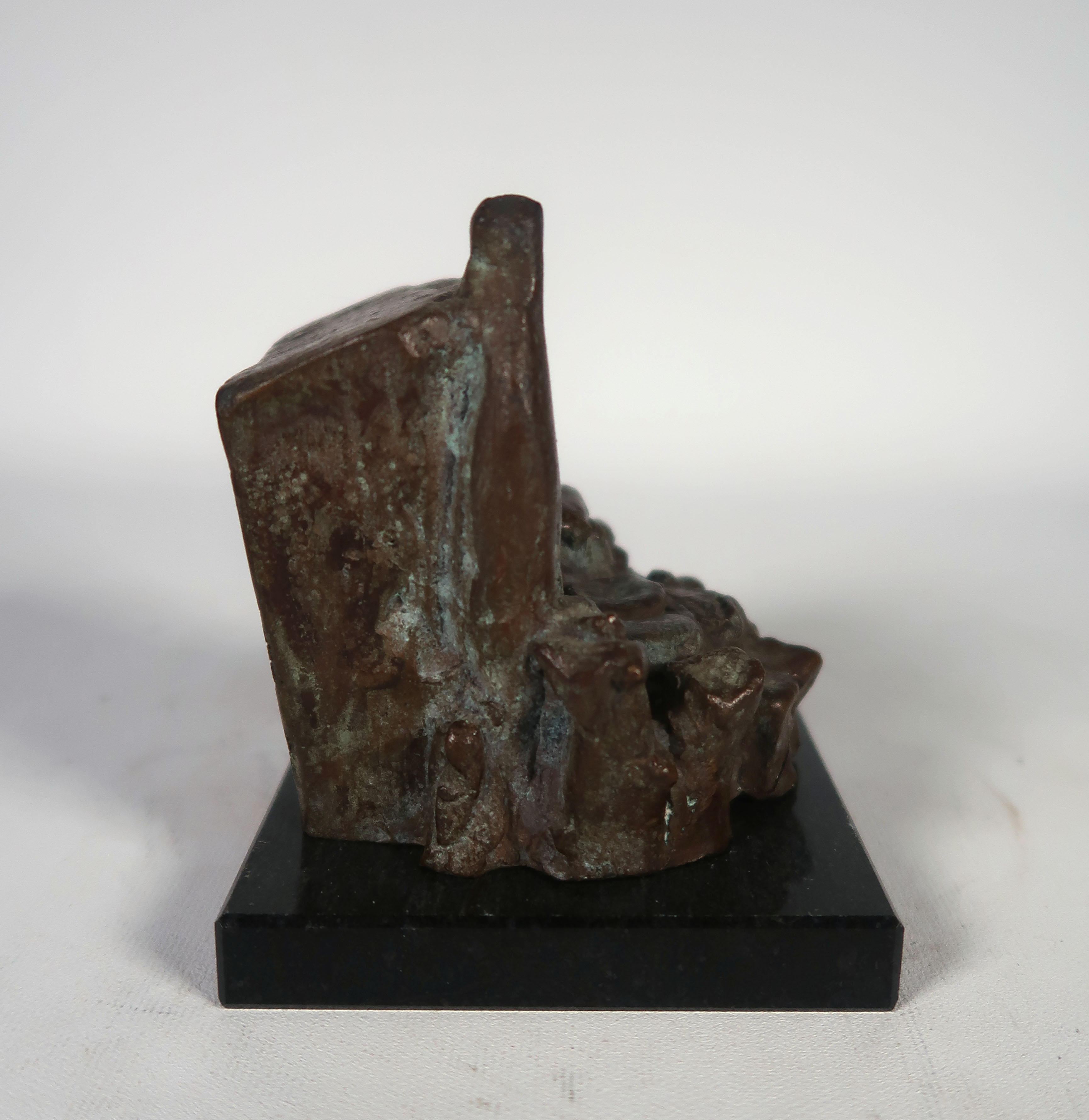 Brons (Onbekend) - Brons en graniet, Stilleven met fruitmand kopen? Bied vanaf 1!