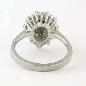 18k gouden ring met saffier en briljant geslepen diamant tot. 0.90ct kopen? Bied vanaf 810!