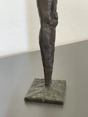 Buy Bernd Rosenheim - "Stehende" Bronze 70 Jahre unsigniert Unikat? Bid from 440!