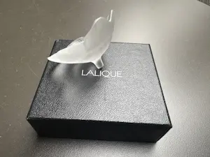 Buy Rene Lalique - Cachet Anemone clear? Bid from 120!