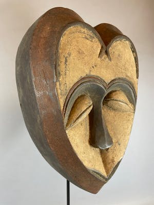 Kwele - 220311 African Kwese love mask - Congo. kopen? Bied vanaf 45!