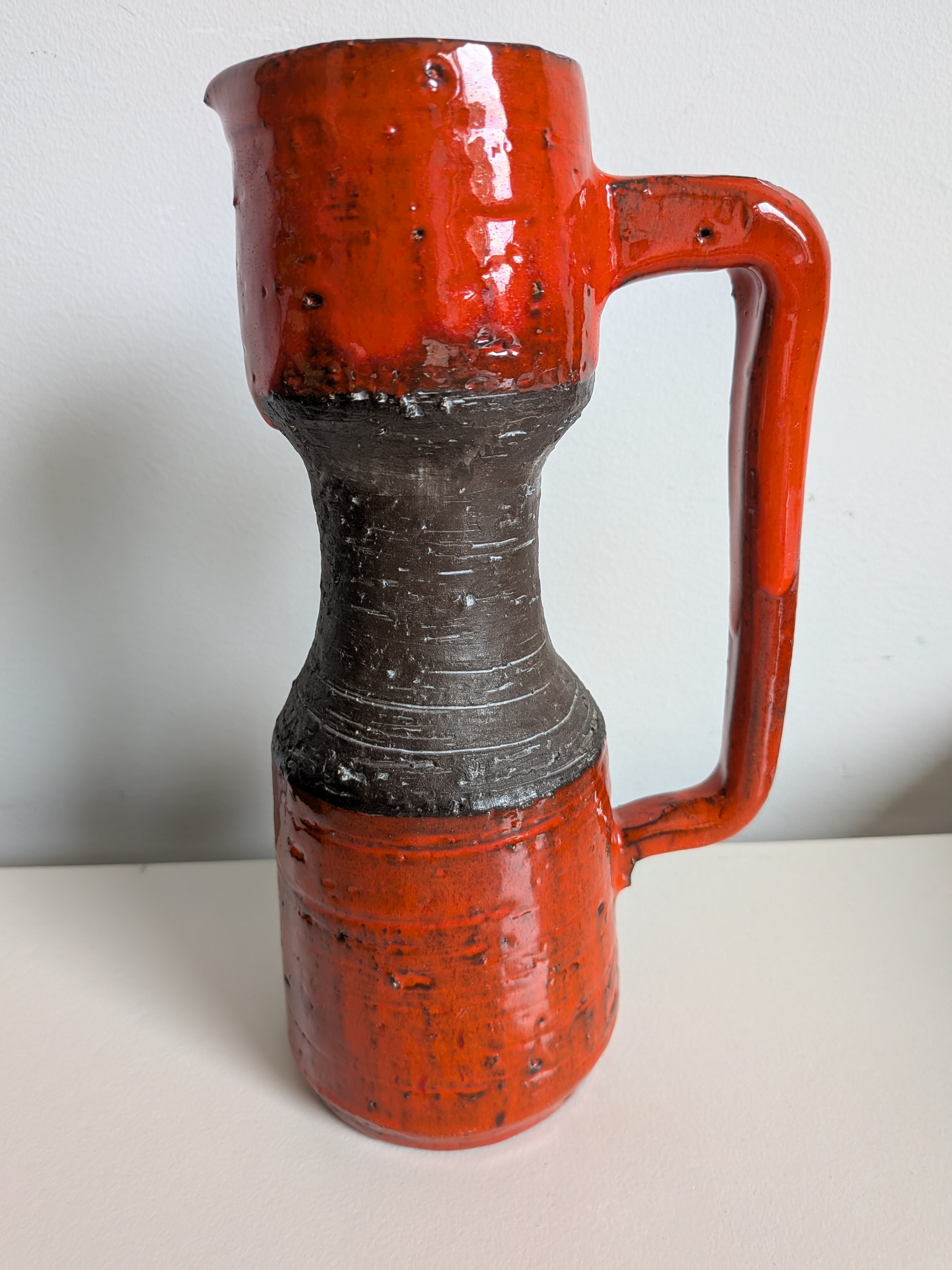 Buy Potterie Ravelli - Brutalist vaas? Bid from 45!