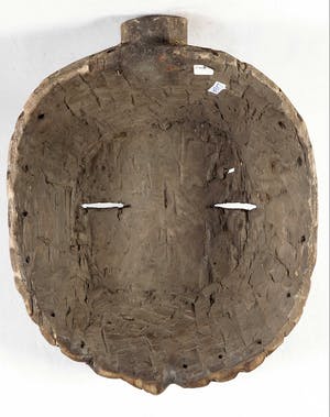 Luba - Groot feestmasker met witte groeven kopen? Bied vanaf 1!