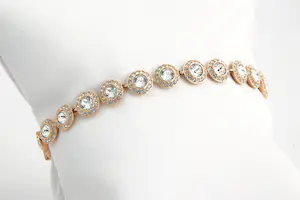 171- Chique rosé-goudkleurige ONEDELE kristallen Swarovski dames armband kopen? Bied vanaf 36!