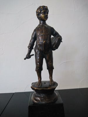 Spiro Schwatenberg - Schooljongen kopen? Bied vanaf 50!