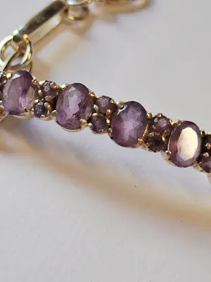 Nieuw zilveren armband gezet met 5 grote facetgeslepen Amethist en 6 kleine kopen? Bied vanaf 85!