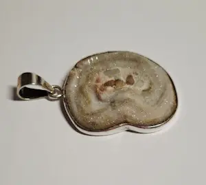 Nieuwe zilveren hanger met kristalagaat kopen? Bied vanaf 55!
