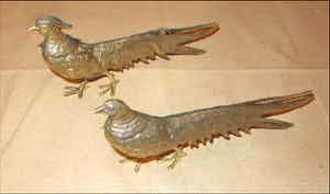 Niet of onleesbaar gesigneerd - verzilverde bronze fazantenkoppel verkocht voor € 1!